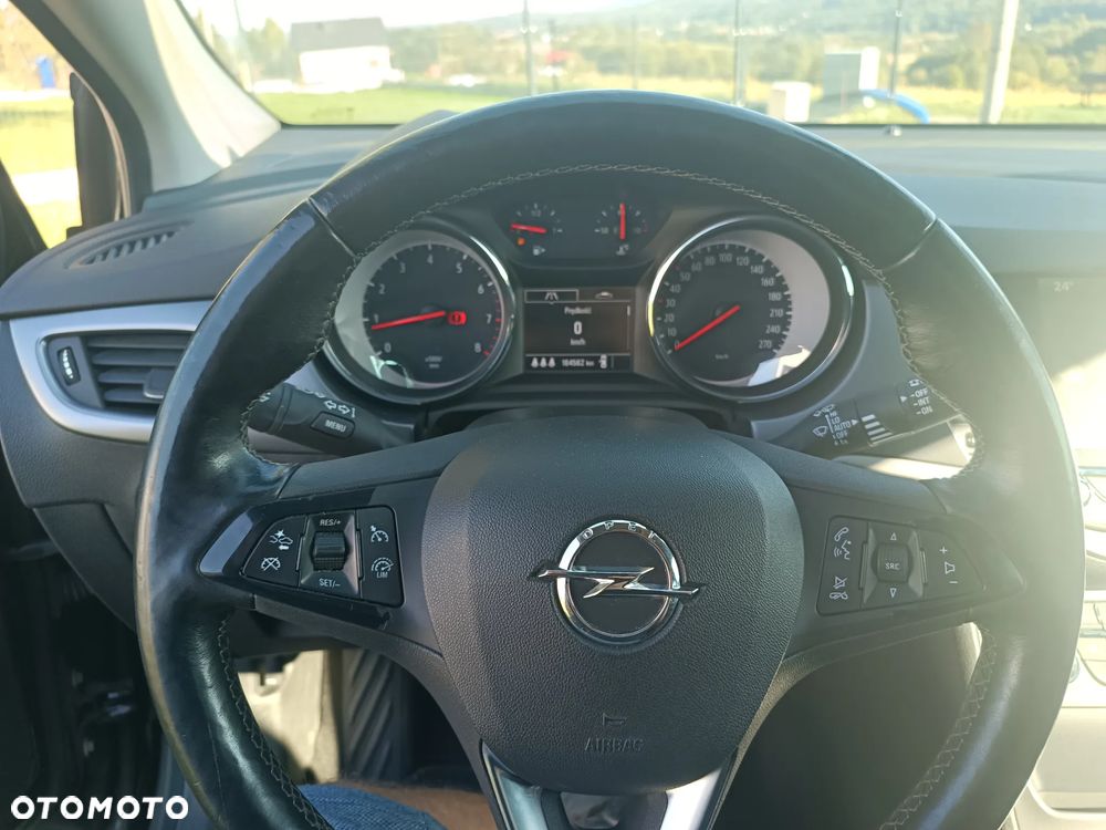 Opel Astra 1.4 T Dynamic - 27