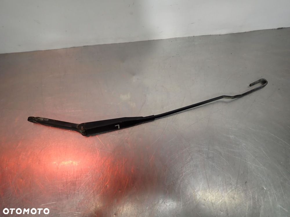 RAMIĘ WYCIERACZKI PRZÓD LEWE OPEL ASTRA G 1.7 DTI 90559600 - 2