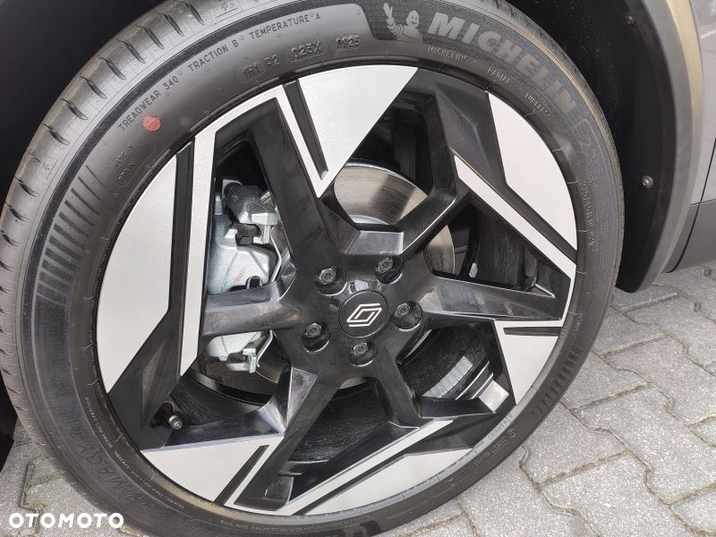 Renault Symbioz - 18