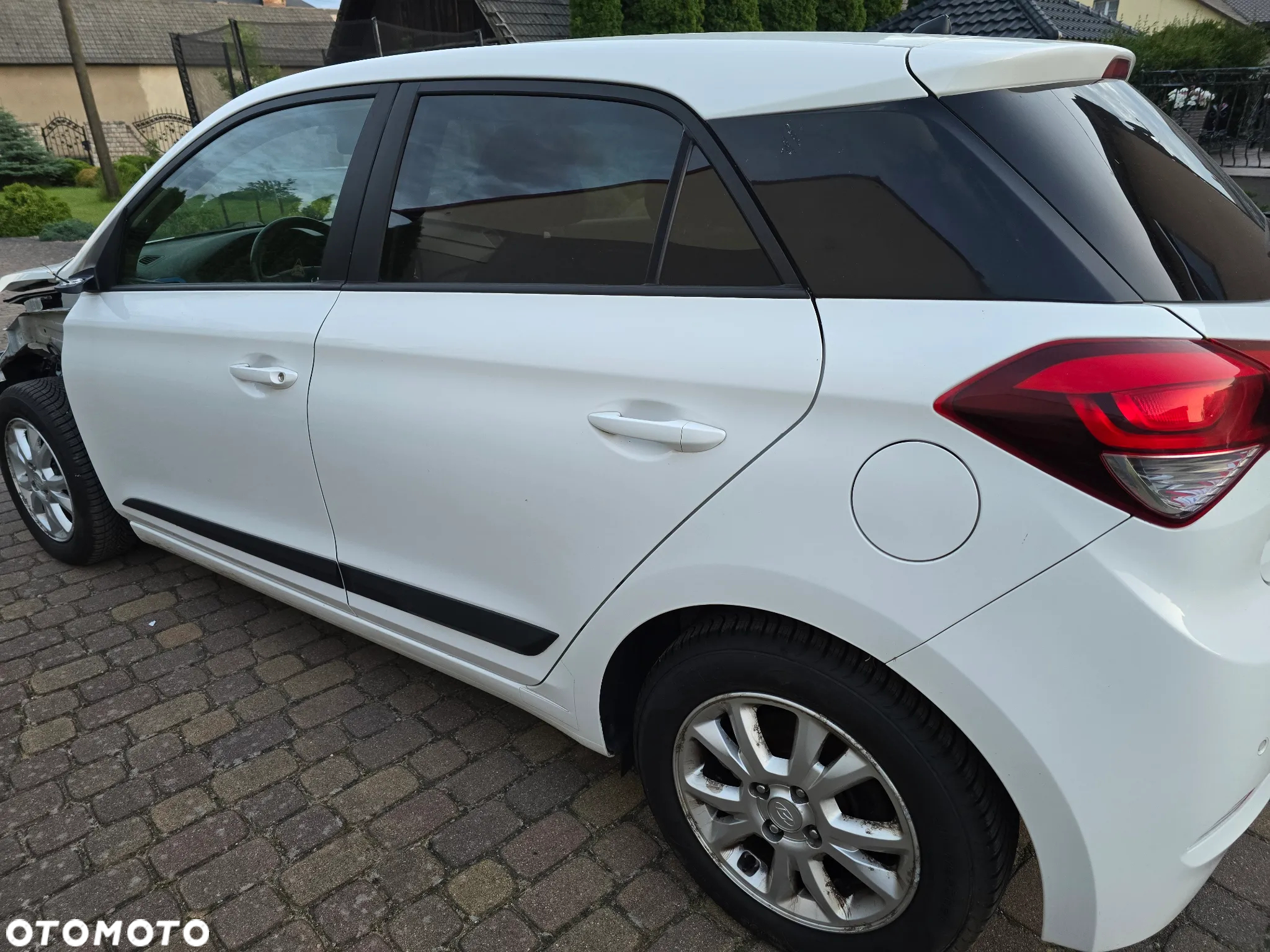 Drzwi lewy tył lewe tylne HYUNDAI I20 II 2014- KOLOR PSW . - 2