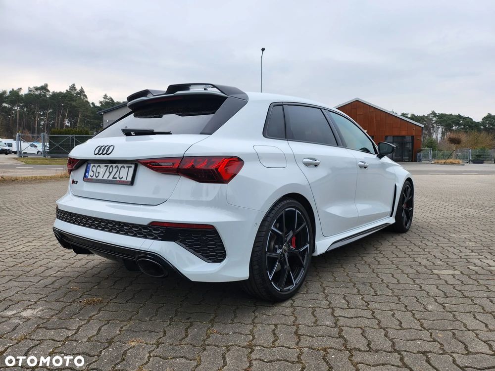 Audi RS3 Sportback - 11