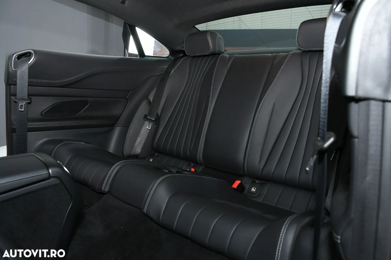 Mercedes-Benz E 200 Coupe 9G-TRONIC AMG Line - 15