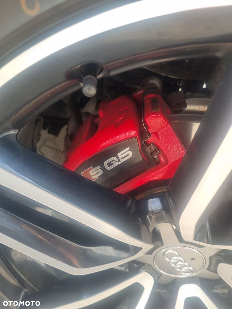 Audi SQ5 - 12