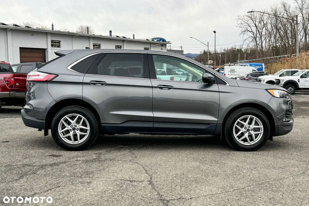 Ford Edge - 2