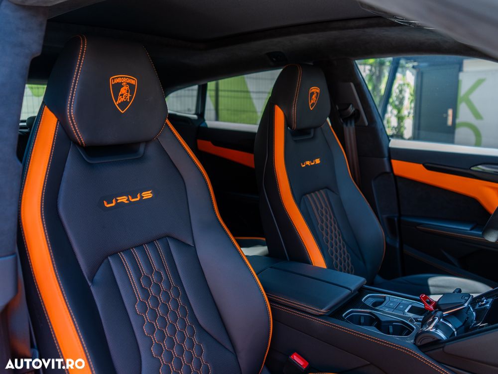 Lamborghini URUS - 25