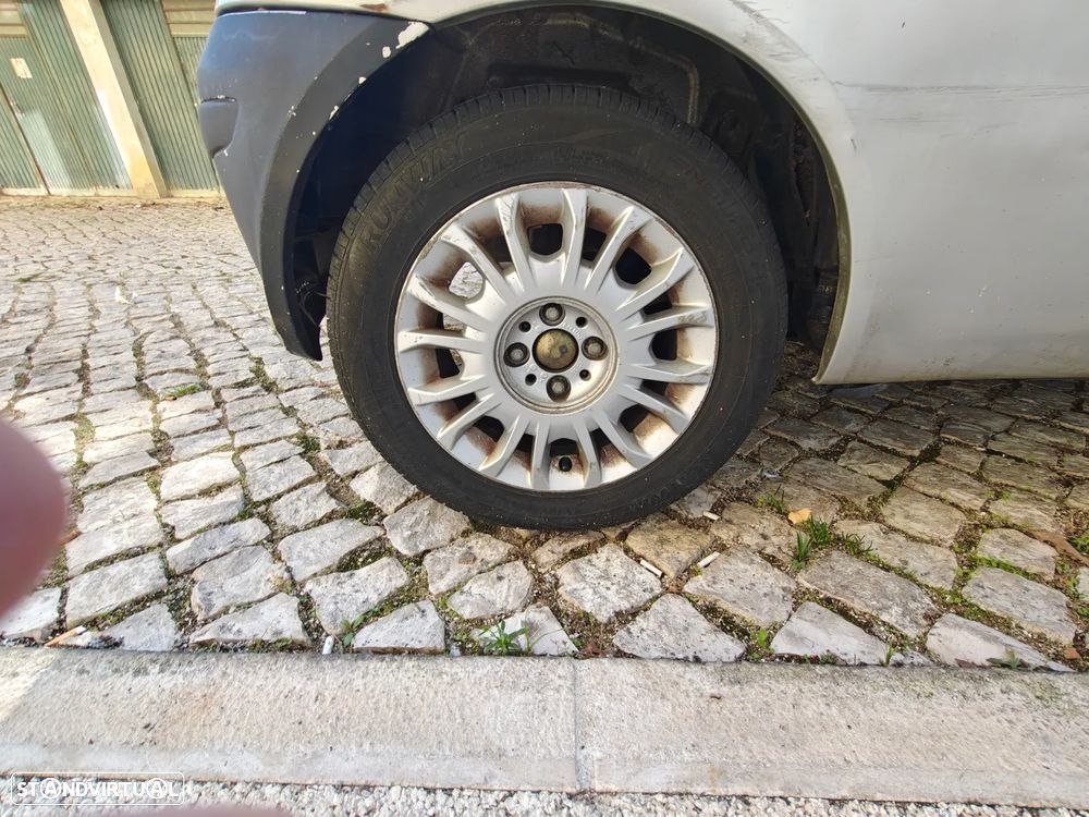 Fiat Punto 1.2 16V HLX - 20
