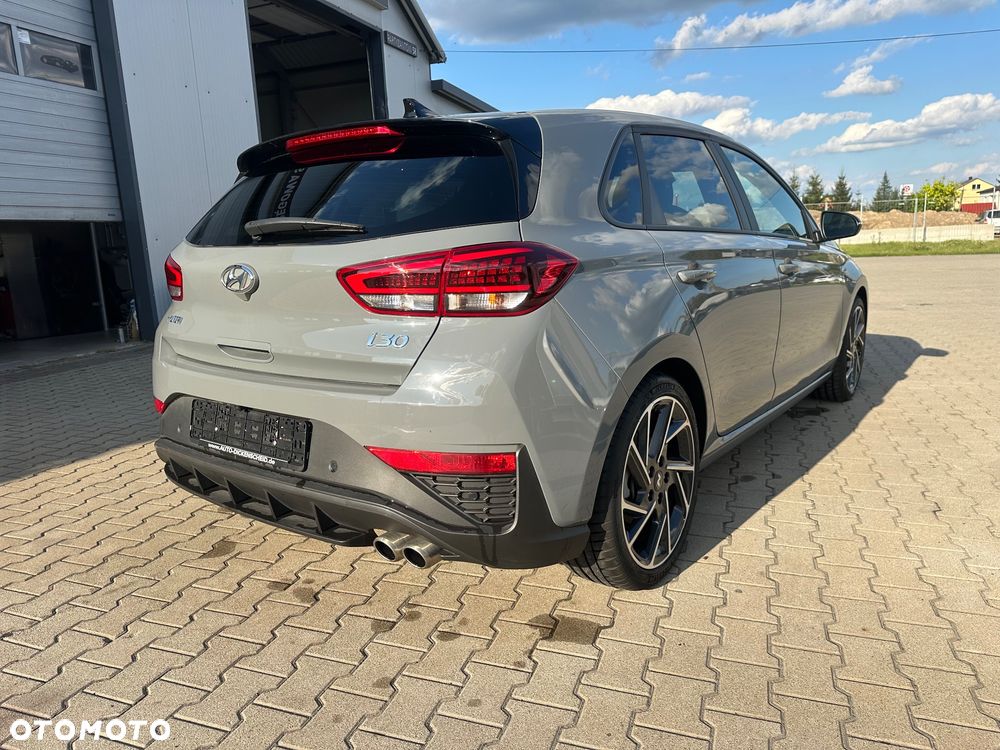 Hyundai i30 1.5 T-GDI 48V Premium DCT - 3