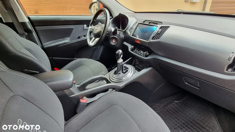 Kia Sportage - 12