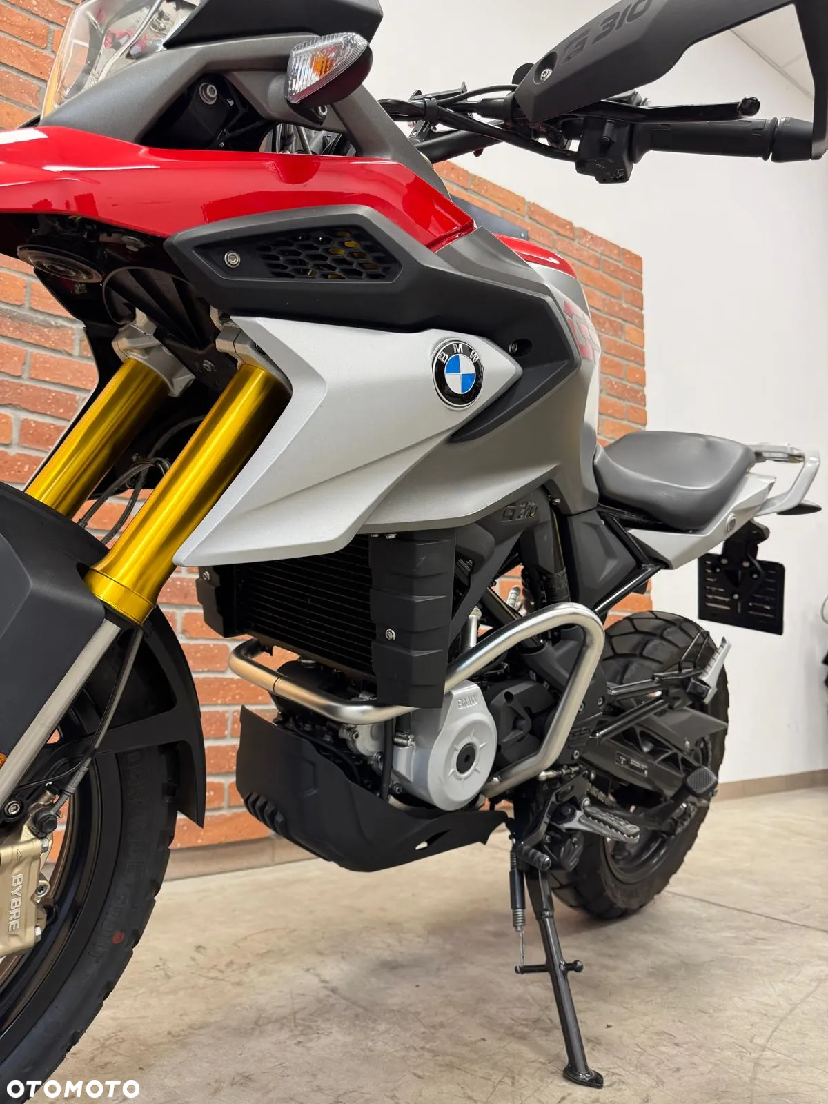 BMW G - 18