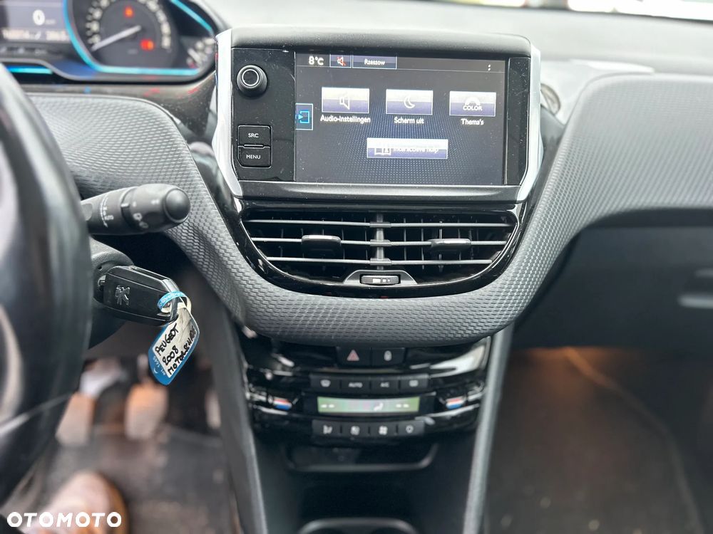 Peugeot 2008 - 14