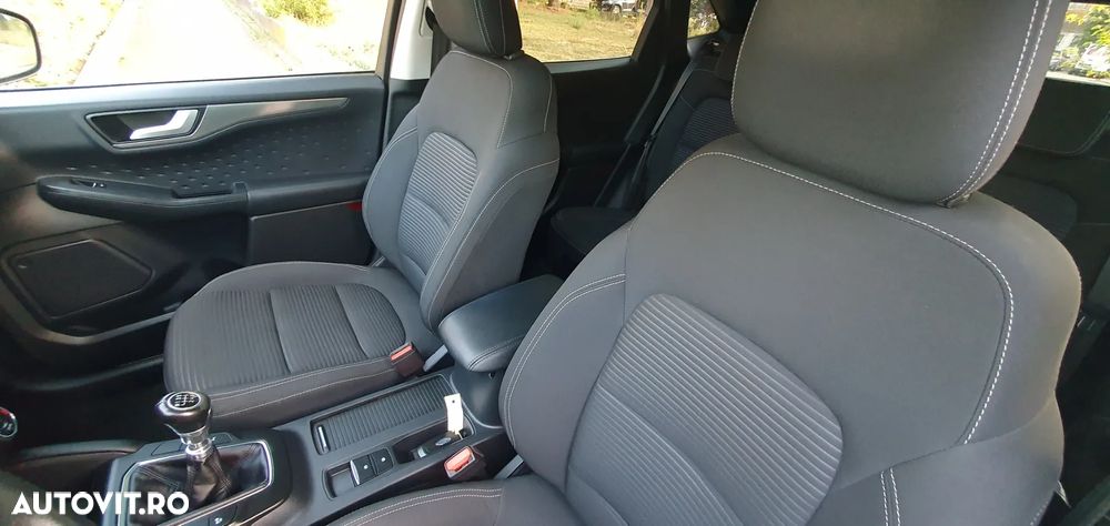 Ford Kuga 1.5 EcoBoost 2x4 Titanium - 33