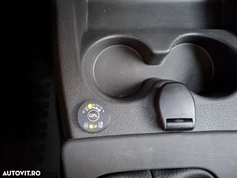 Dacia Lodgy 1.6 SCe Laureate - 13