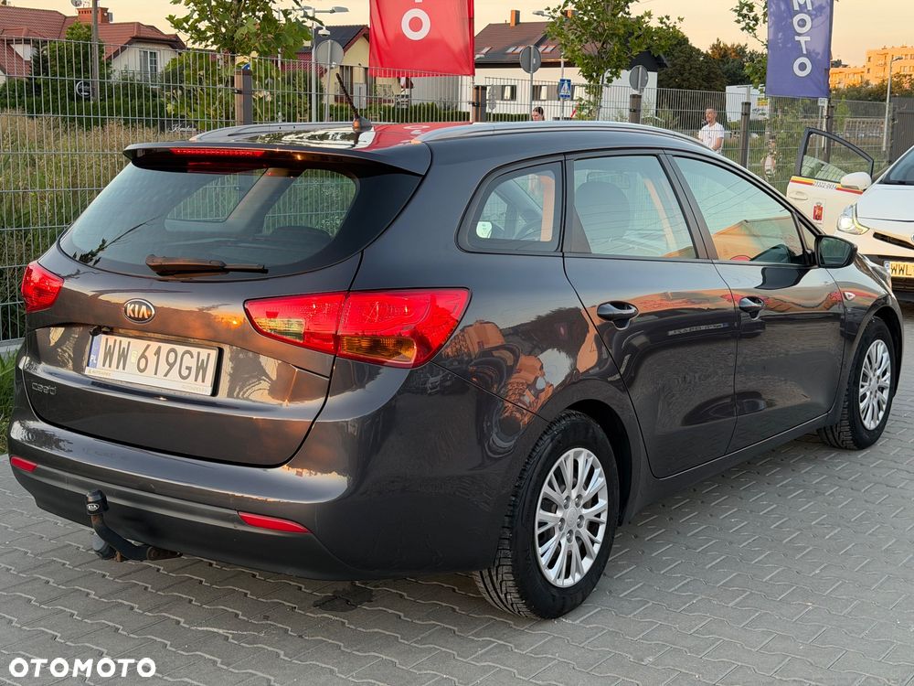 Kia Ceed - 5