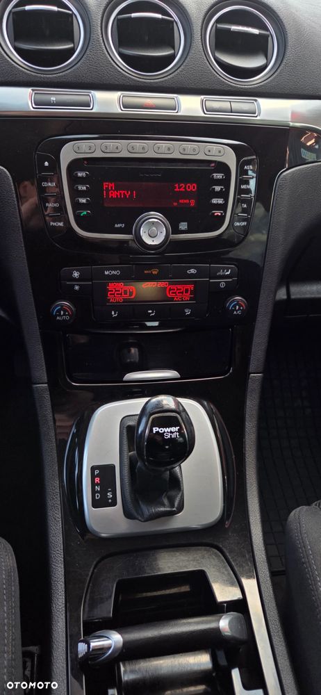 Ford Galaxy 2.0 TDCi Ghia - 25