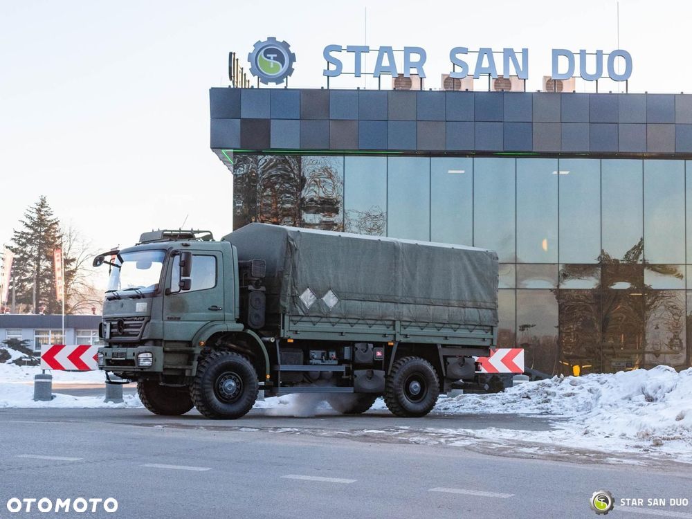 Mercedes-Benz AXOR 1829 4x4 Kamper Offroad Plandeka - 2