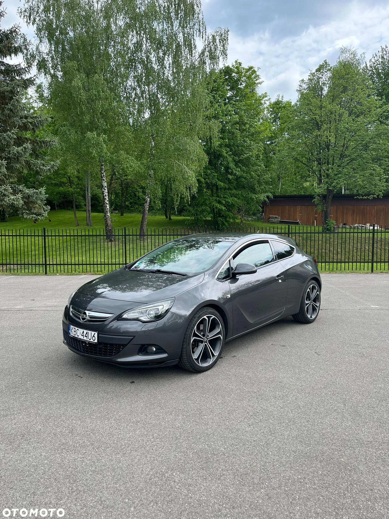 Opel Astra GTC 2.0 CDTI ecoFLEX Start/Stop Edition - 3