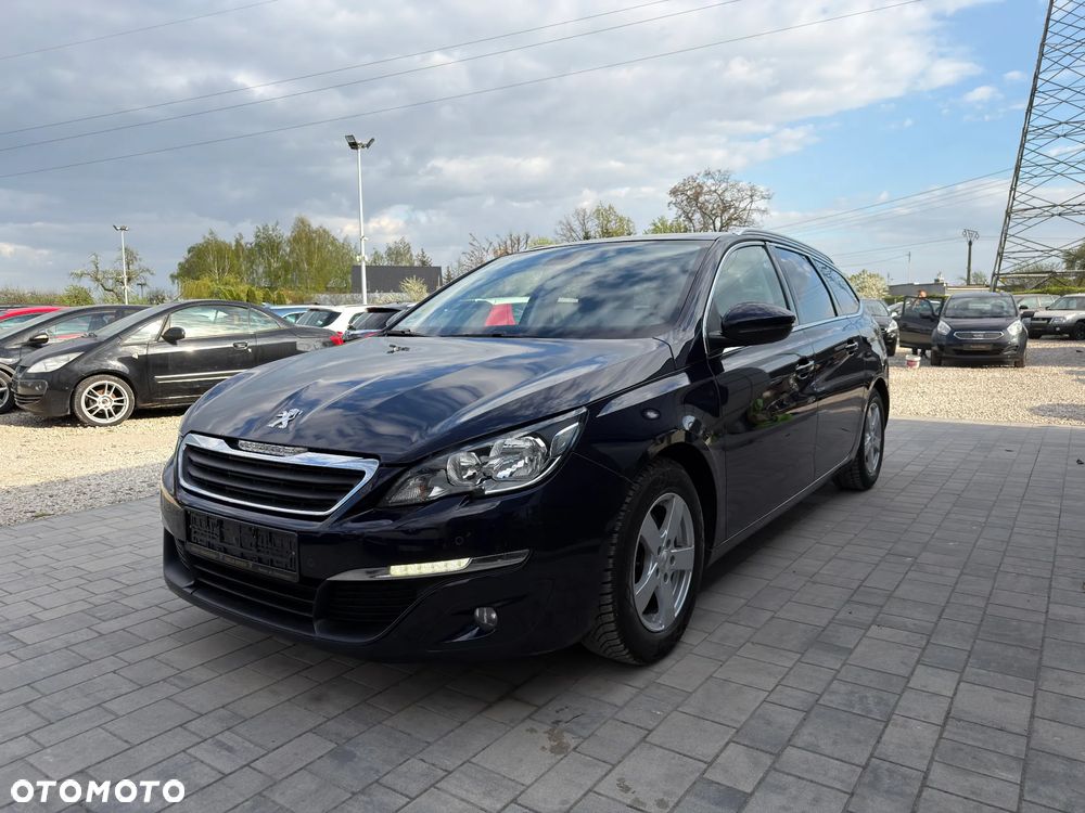 Peugeot 308 1.6 BlueHDi Allure S&S - 19
