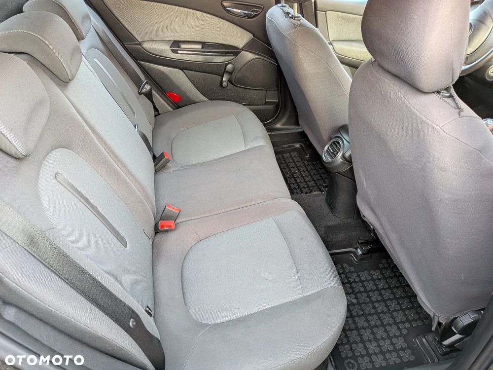 Fiat Bravo 1.4 T-JET 16V Dynamic - 29