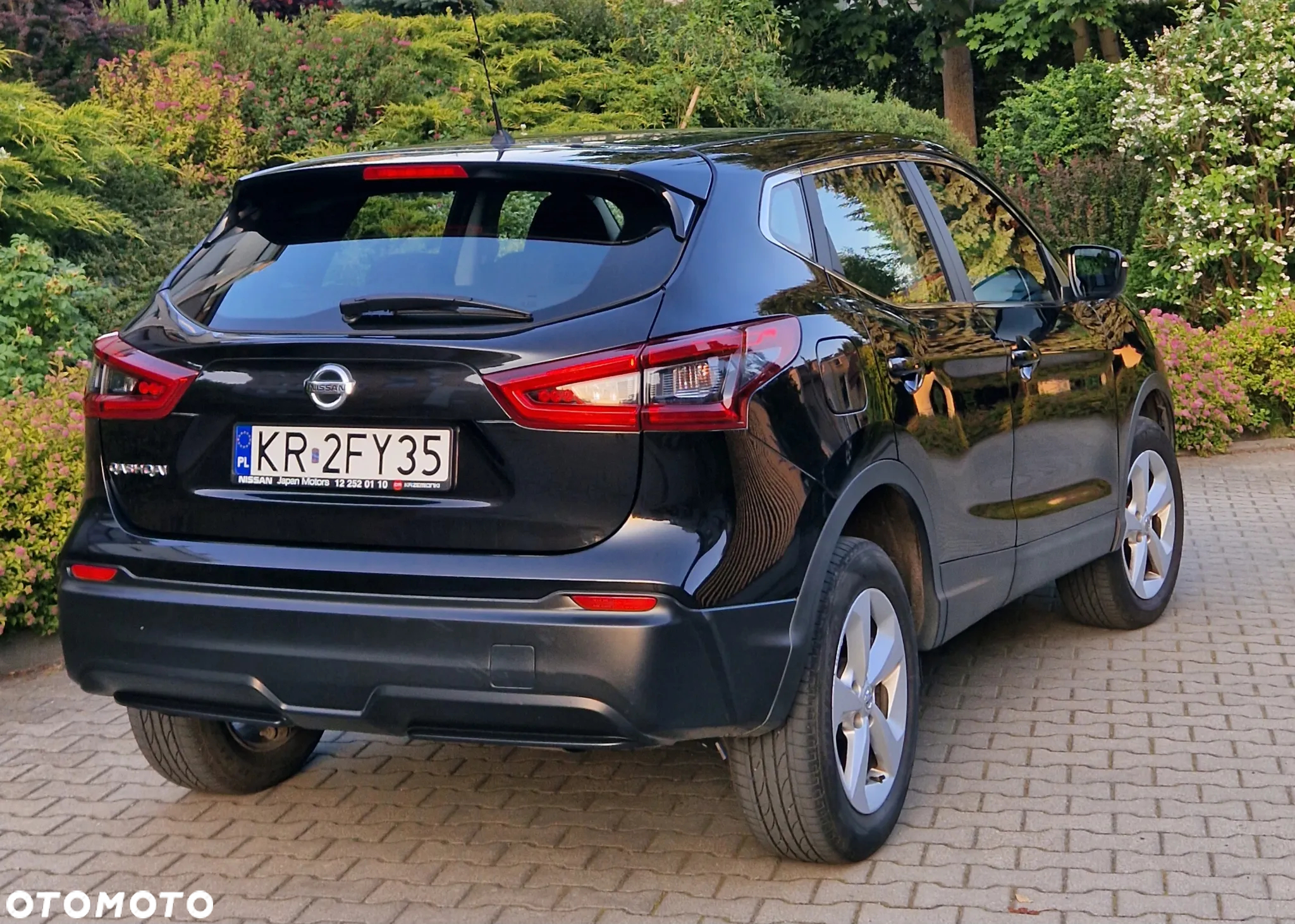 Nissan Qashqai - 2
