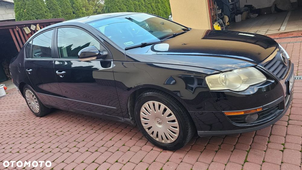 Volkswagen Passat 2.0 TDI Comfortline - 4