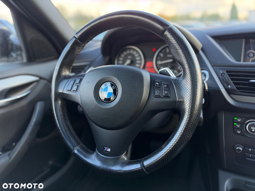 BMW X1 xDrive20i - 25