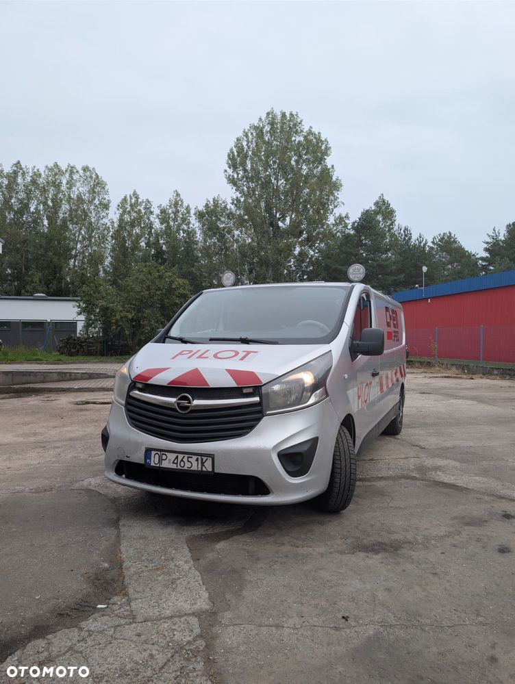 Opel Vivaro - 2