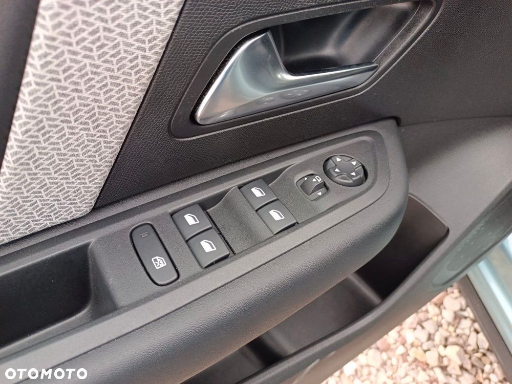 Citroën C4 1.2 PureTech Max S&S EAT8 - 20