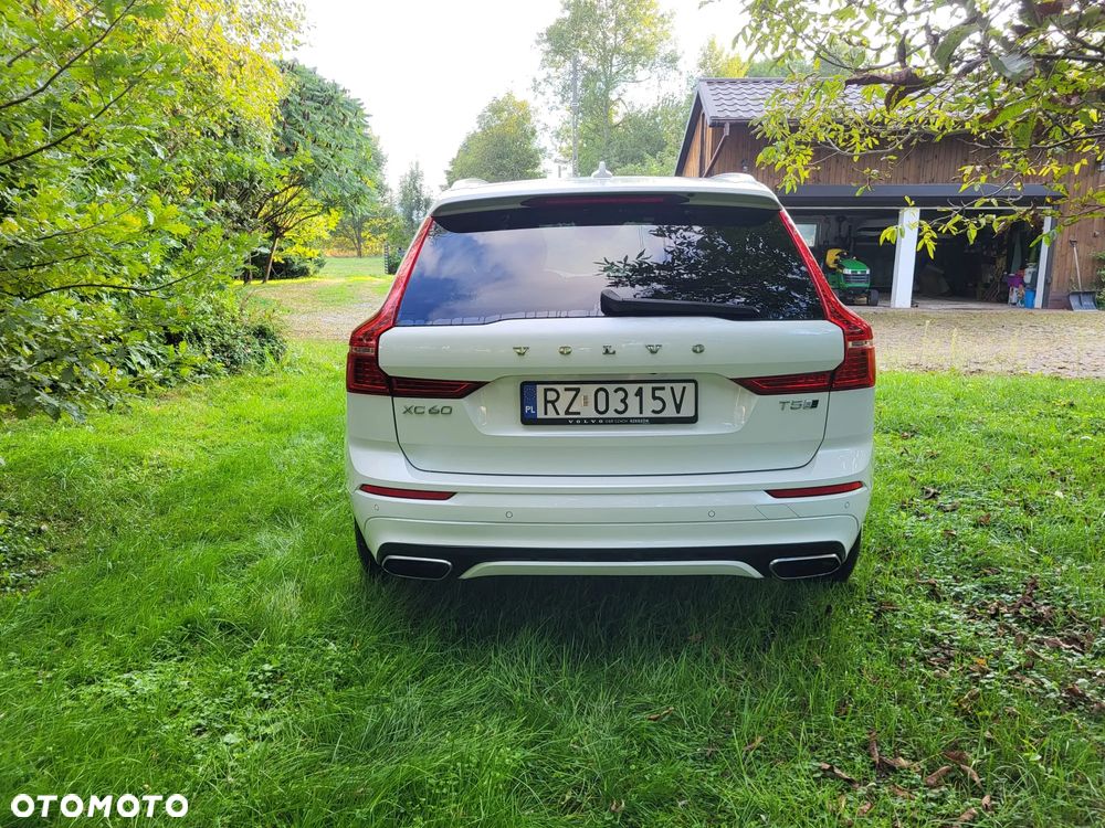 Volvo XC 60 T5 R-Design - 5