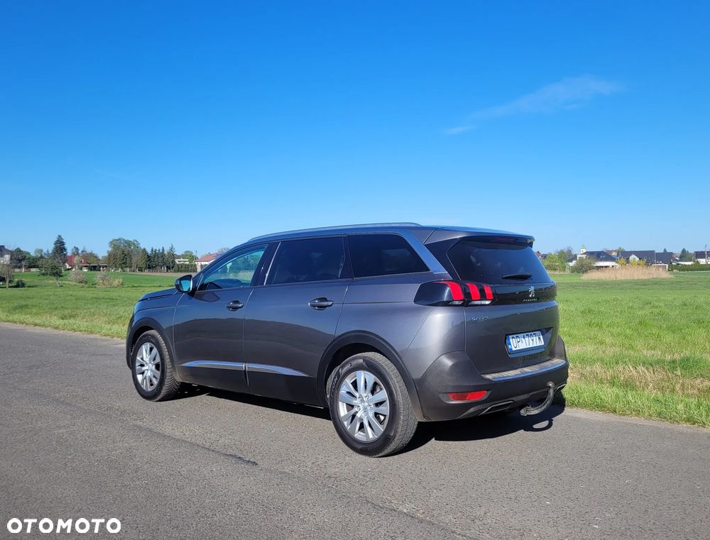 Peugeot 5008 - 3