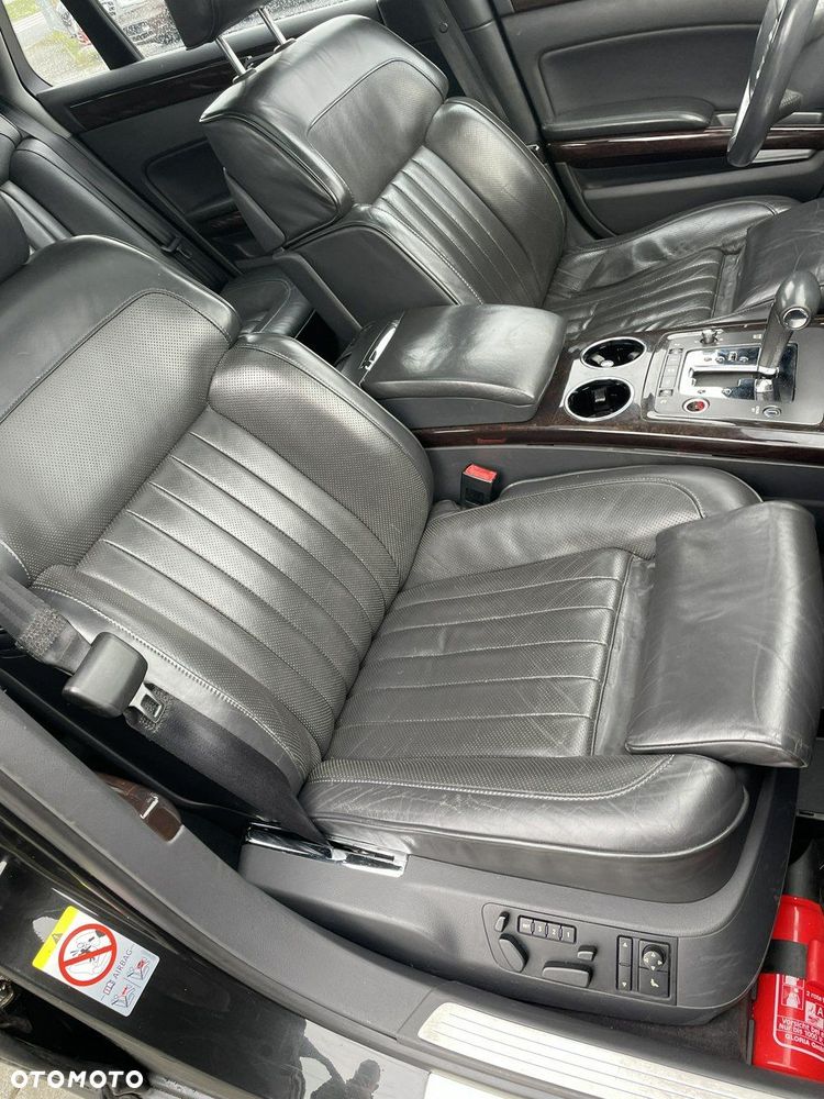Volkswagen Phaeton - 19