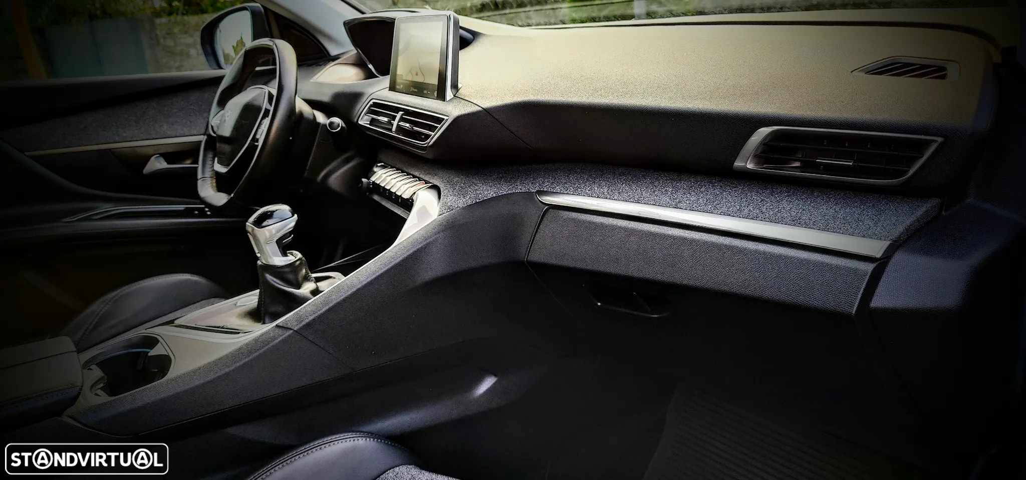 Peugeot 3008 PureTech 130 Stop & Start GPF Allure Pack - 6