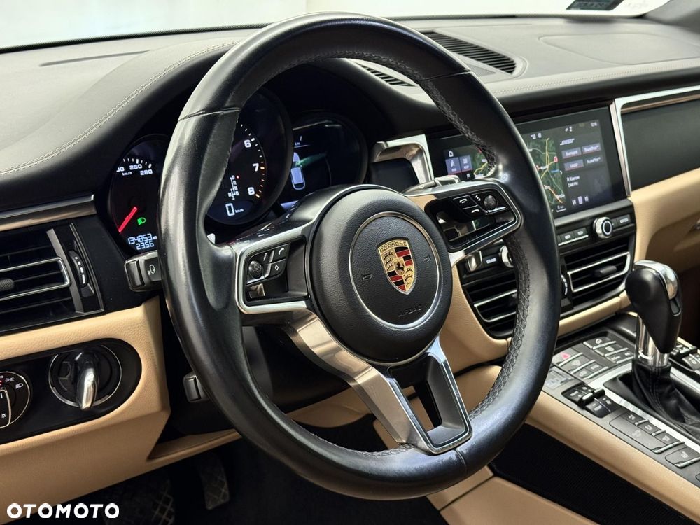 Porsche Macan Standard - 22