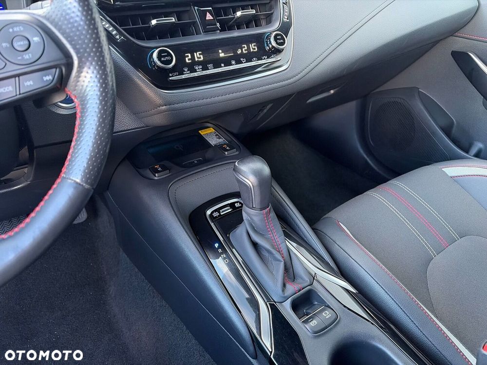 Toyota Corolla 2.0 Hybrid GR Sport - 19