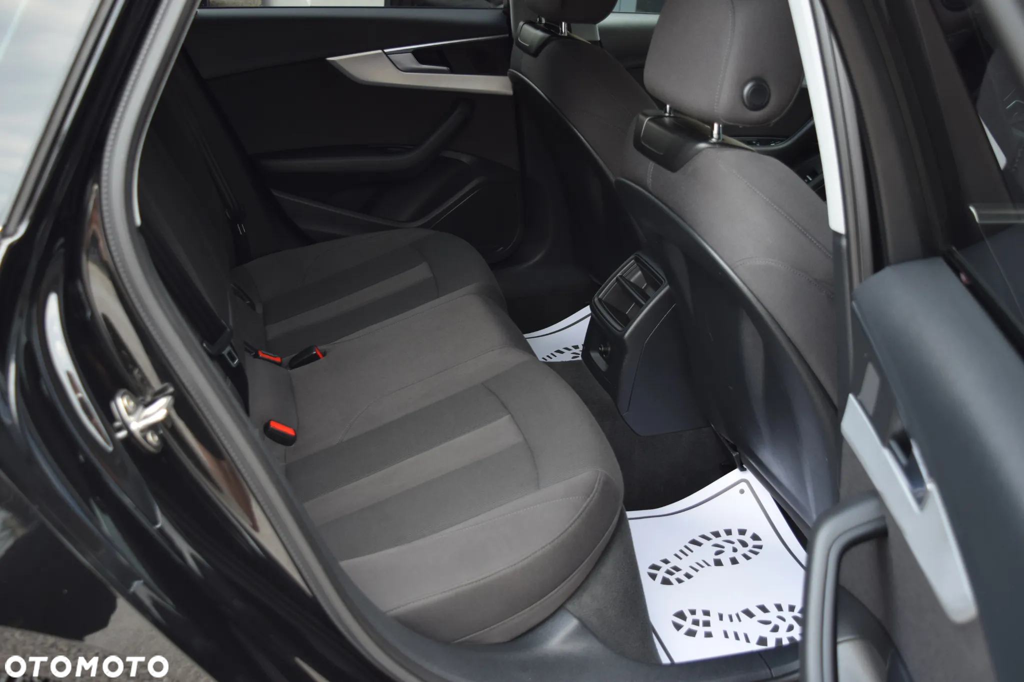 Audi A4 2.0 TDI Sport S tronic - 38