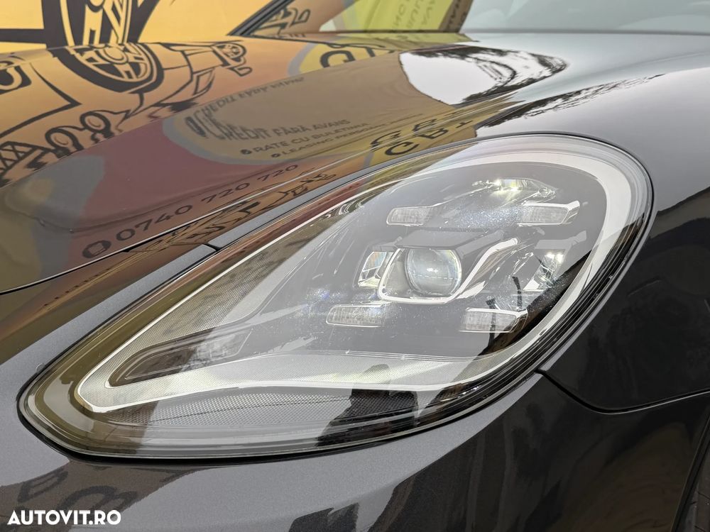 Porsche Panamera - 14