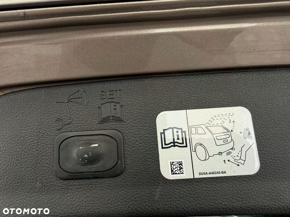 Ford Kuga 2.0 TDCi FWD Edition - 36