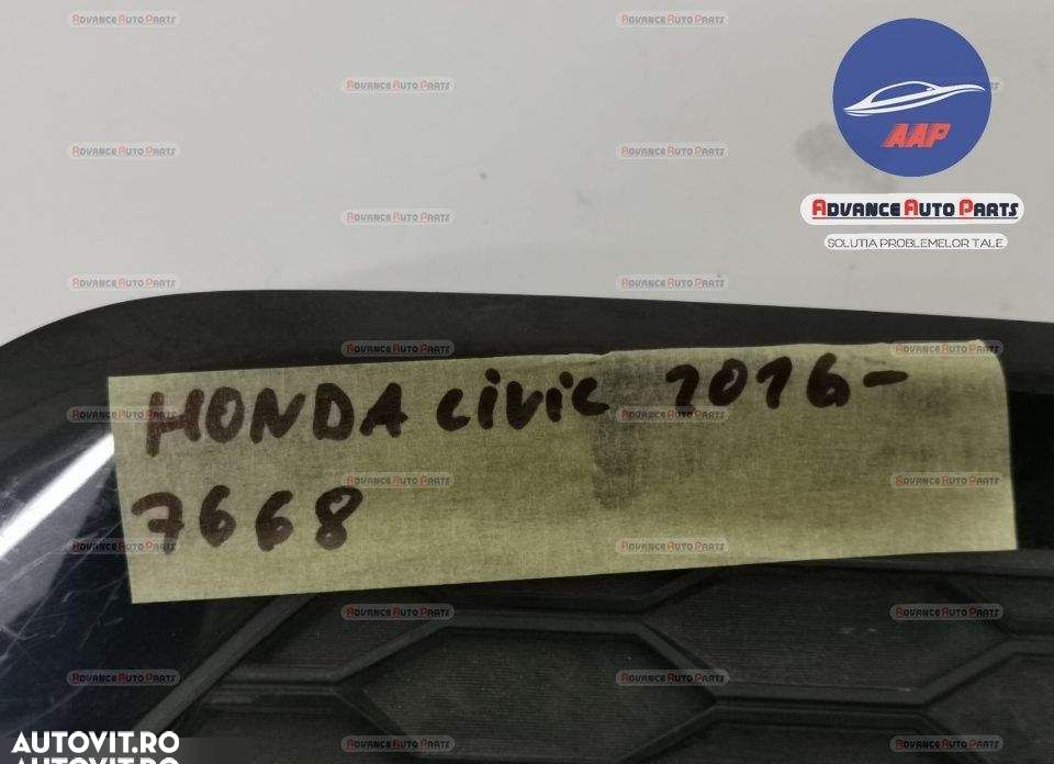 Grila proiector stanga cod 71508TGG - originala in stare buna Honda Ci - 8