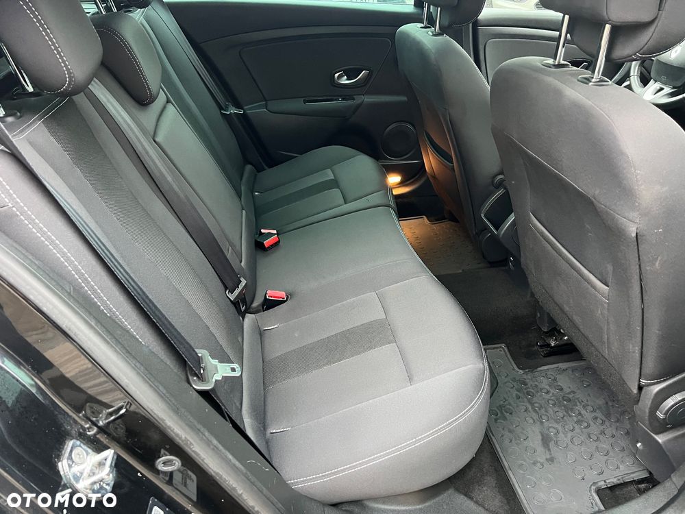 Renault Megane 2.0 140 CVT Dynamique - 32