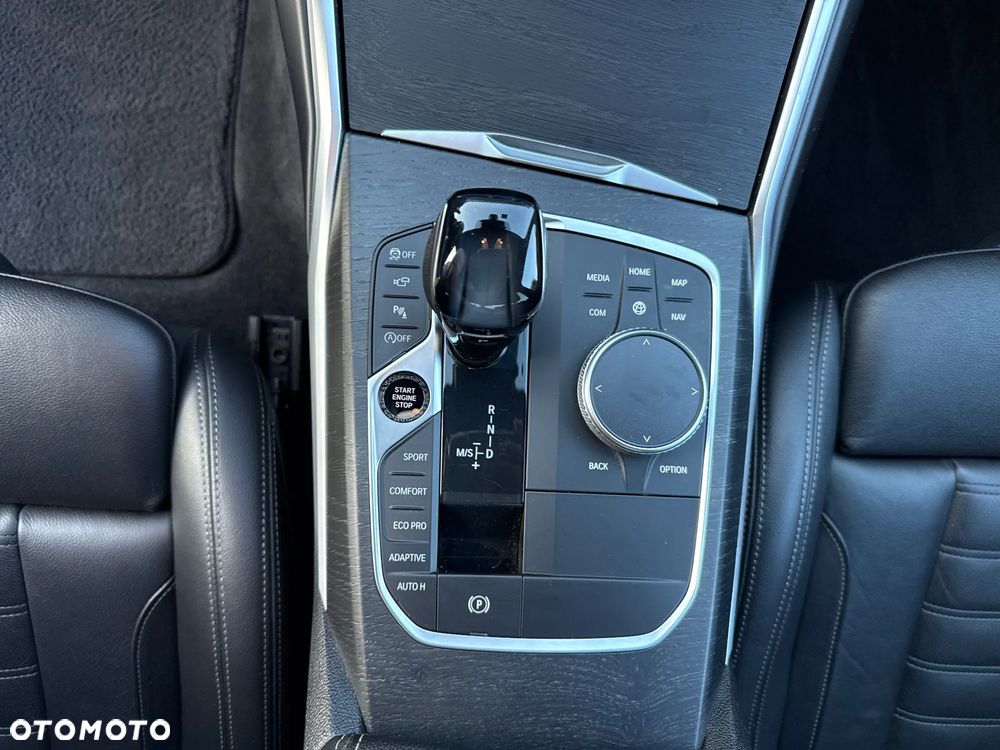 BMW Seria 3 330d M Sport sport - 27