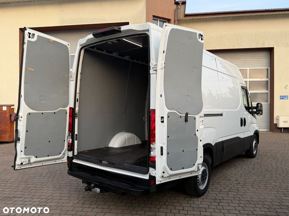 Iveco Daily L3H2 HI-MATIC - 11