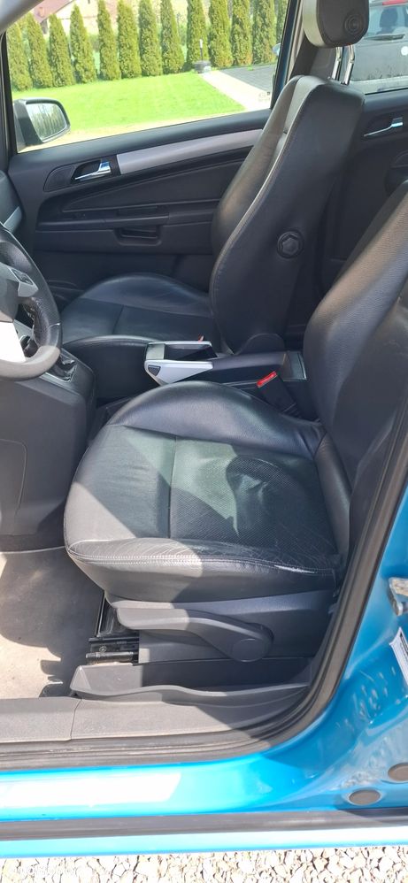 Opel Zafira 2.0 T Sport - 12