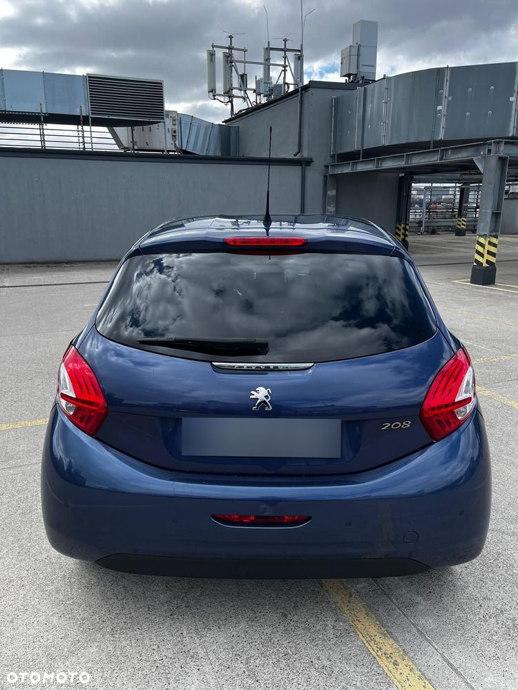 Peugeot 208 - 7