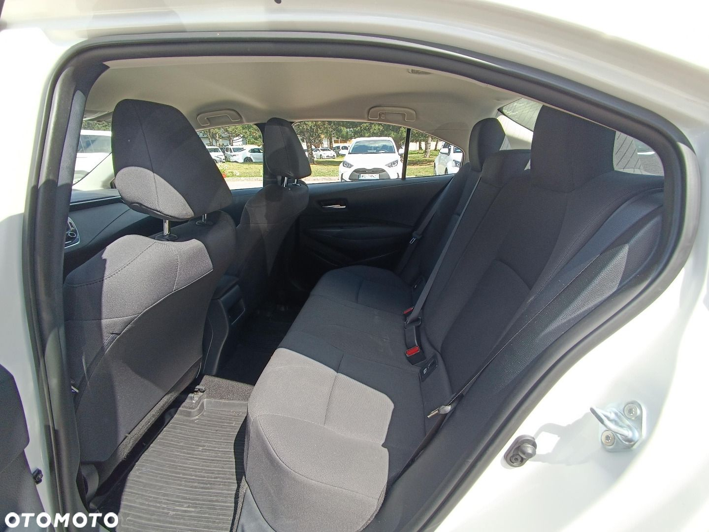 Toyota Corolla - 8