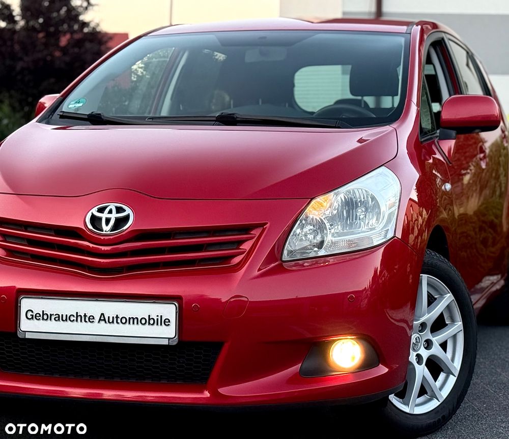 Toyota Verso 1.6 5-Sitzer Life, 2012