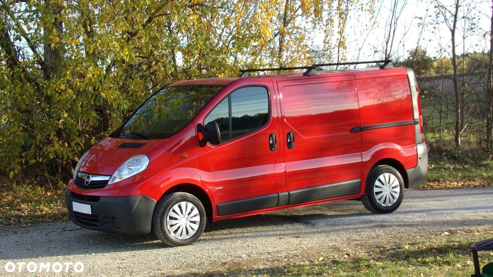 Opel VIVARO 2.0 * KLIMA * SERWIS * 3 OSOBOWY * SUPER STAN ! - 10
