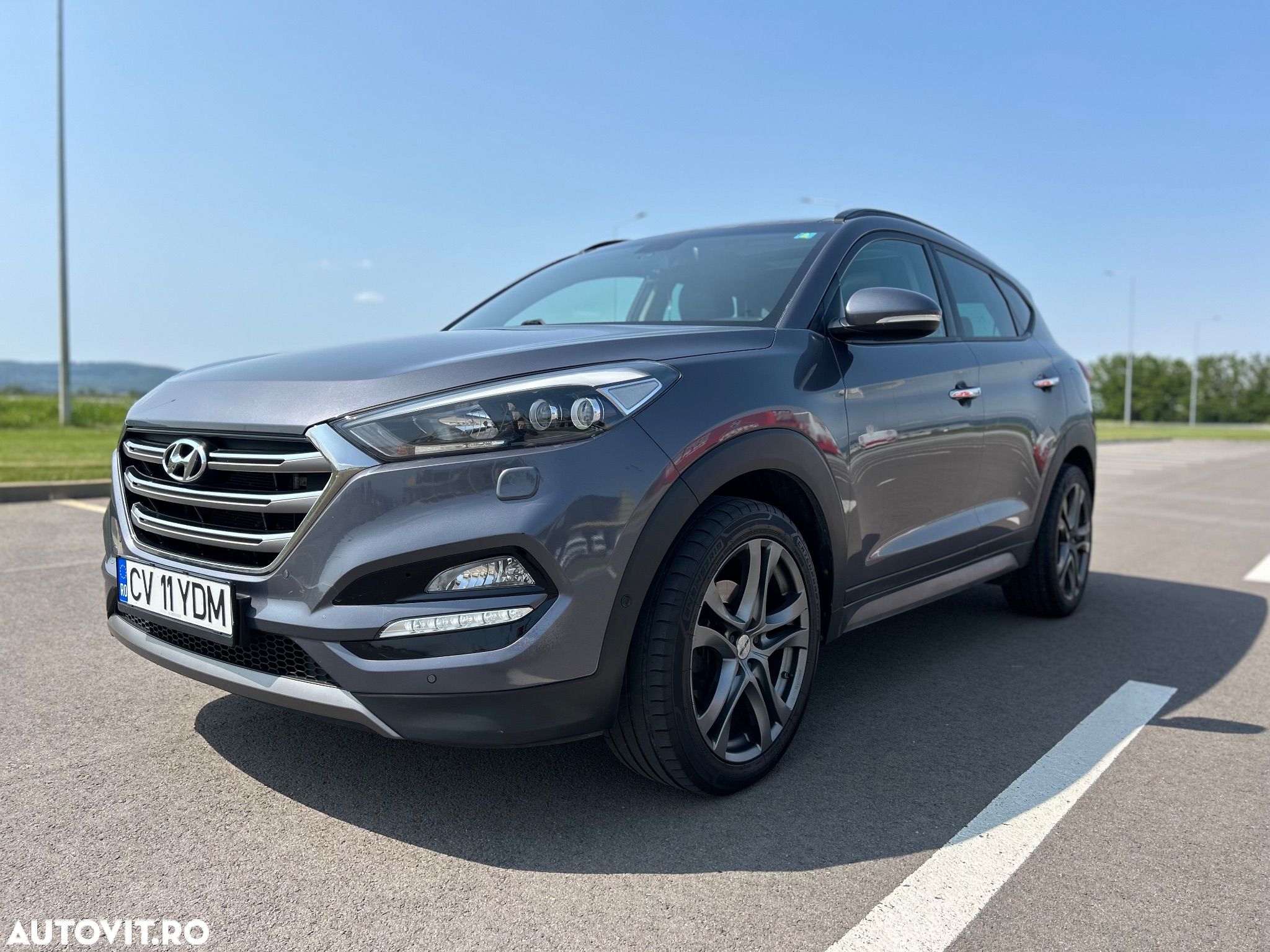 Hyundai Tucson 2.0 CRDI 4WD Automatik Premium - 1