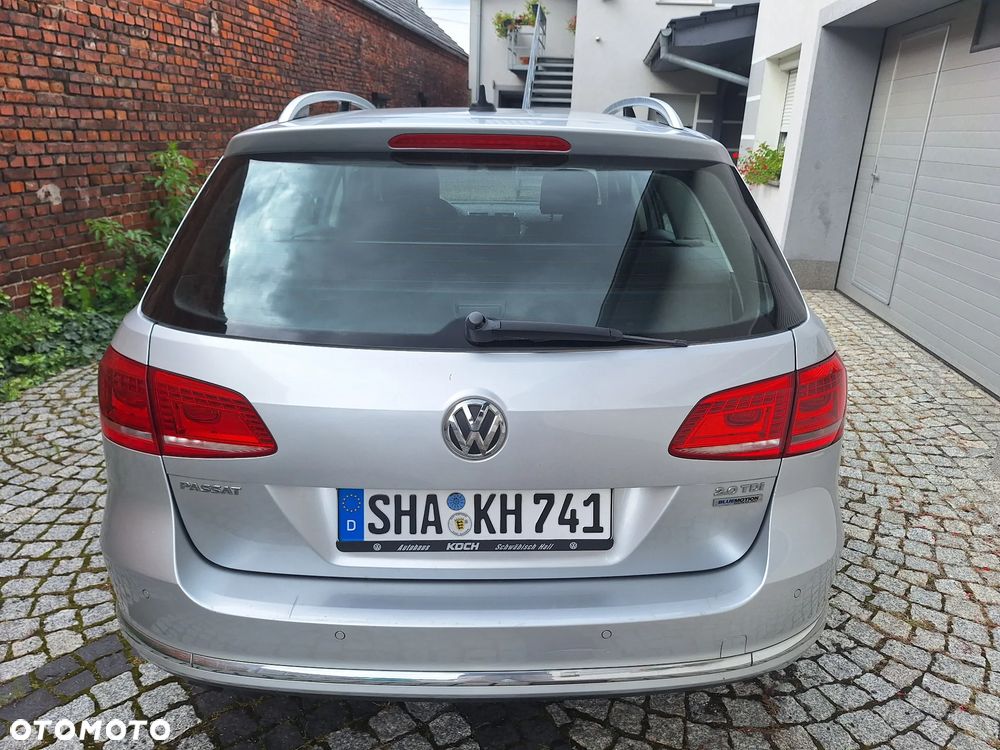 Volkswagen Passat Variant 2.0 Blue TDI DPF Comfortline - 31