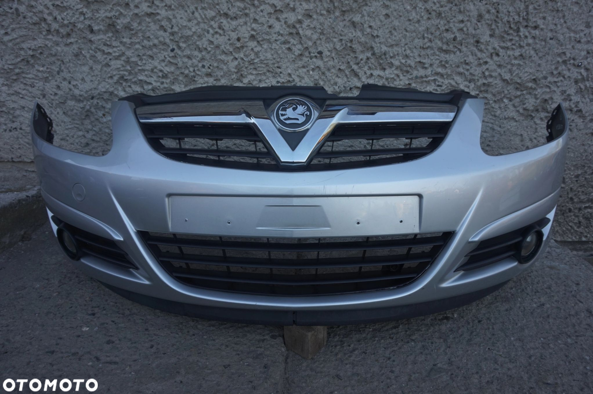 ZDERZAK PRZÓD PRZEDNI OPEL CORSA D 06/11r Z157 - 2
