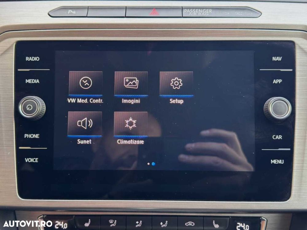 Volkswagen Passat - 29