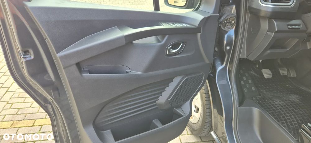 Renault Trafic 2.0 dCi Escapade - 35